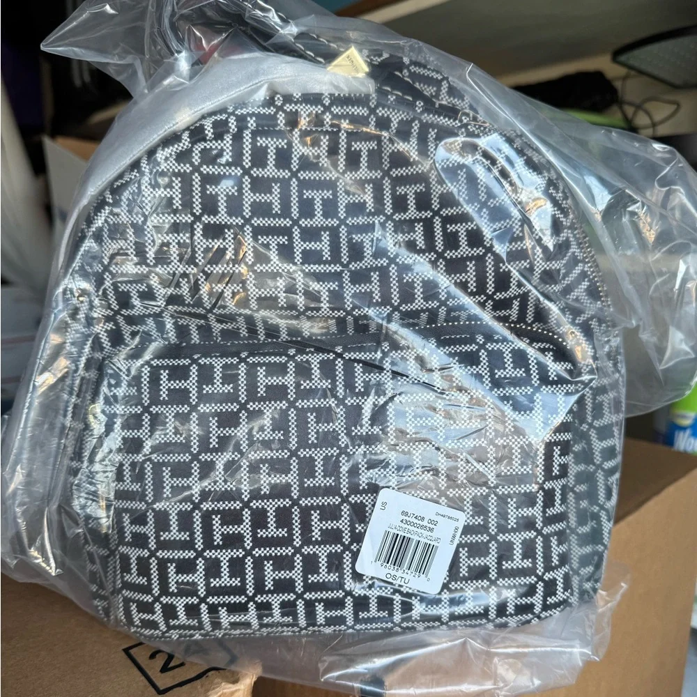 Tommy Hilfiger Julia Logo Jacquard Dome Backpack